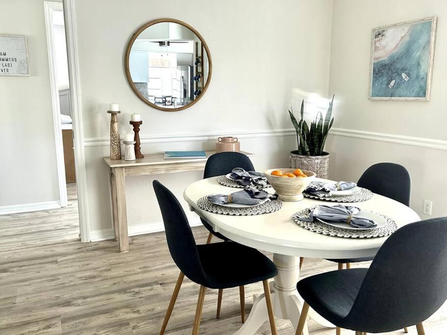 Beautiful Spacious Home! Close To Beaches - Heated Private Pool Englewood Zewnętrze zdjęcie